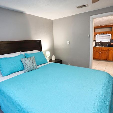 Galveston Getaway - Close To Everything Extérieur photo