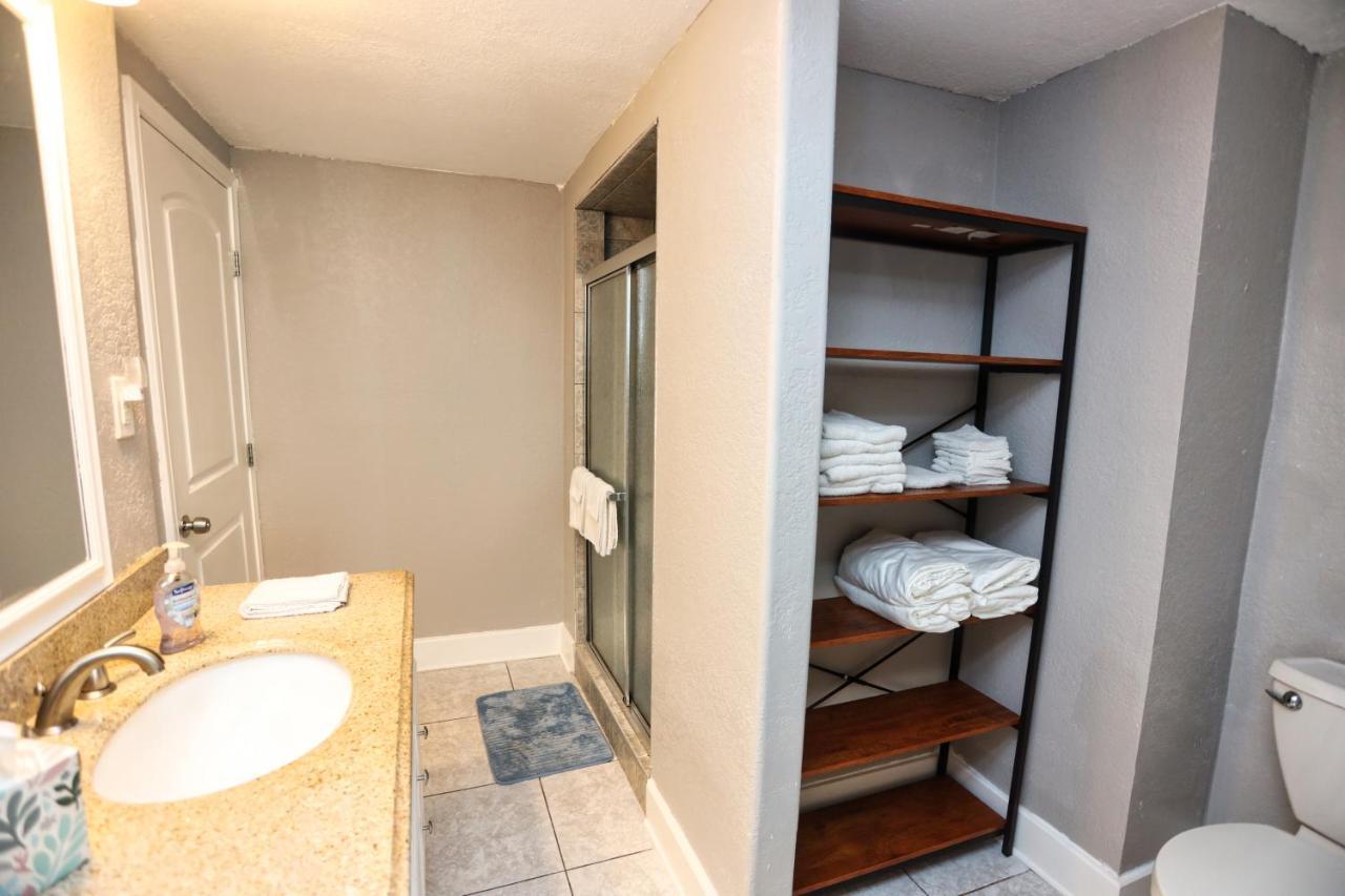 Galveston Getaway - Close To Everything Extérieur photo